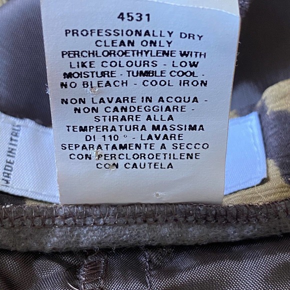 Vtg Moschino Cheap & Chic Silk Tulip Animal Print Skirt W/ Slip Liner. Brown/tan - Picture 7 of 8